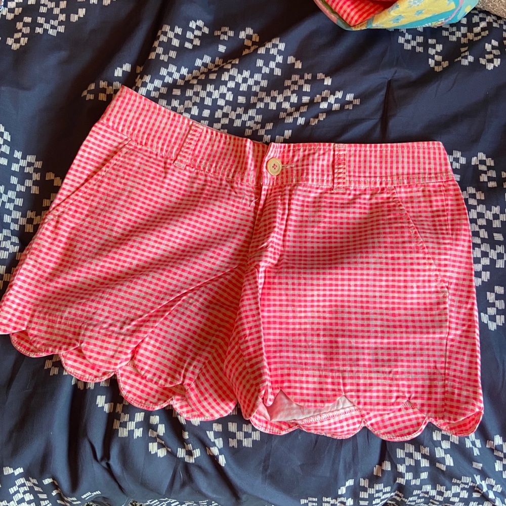 Lilly Pulitzer Buttercup Shorts, size 4